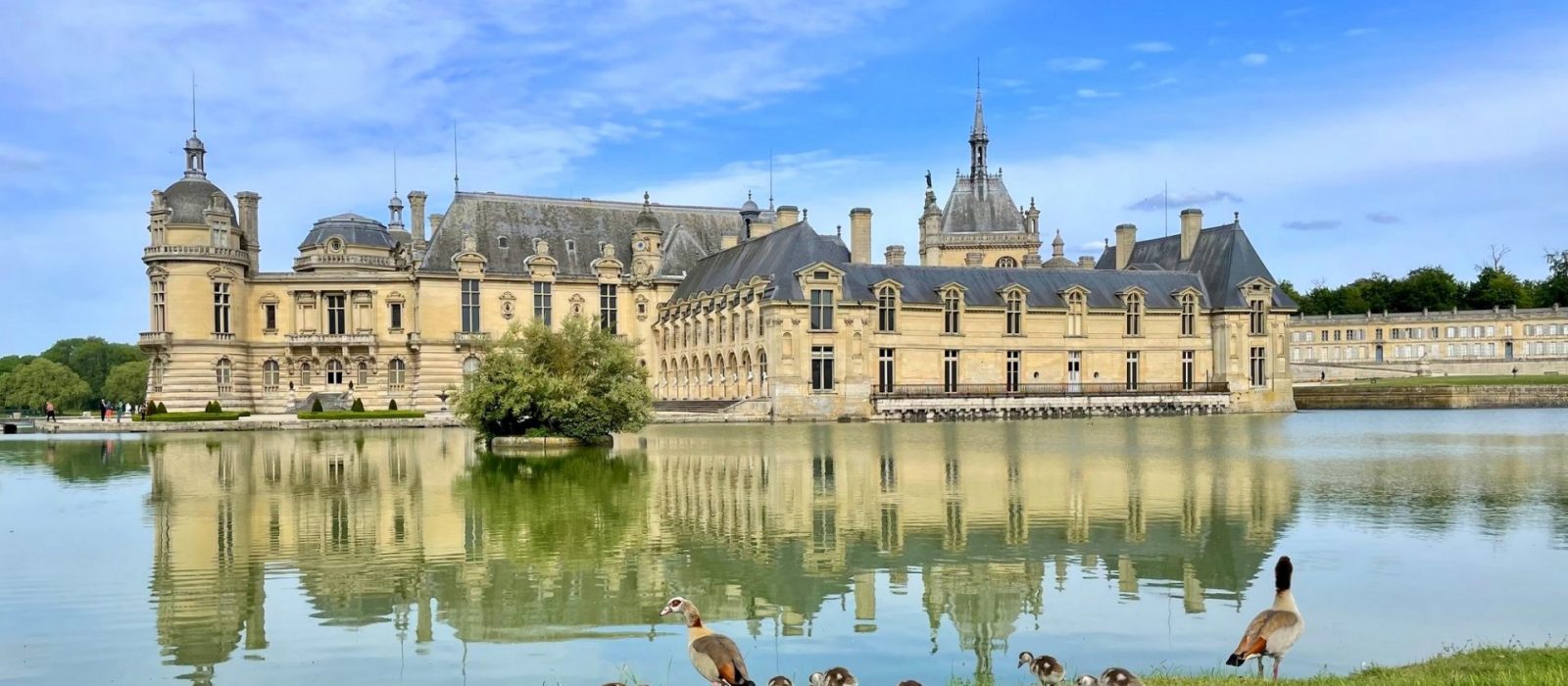 Chantilly Castle 